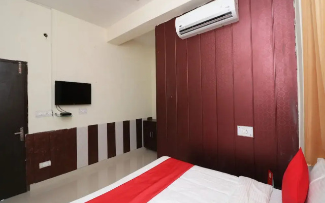 OYO 24466 Rio 7 Guest House