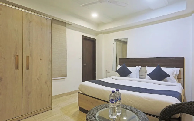 Hotel Aerostar Gold Near Yashobhoomi