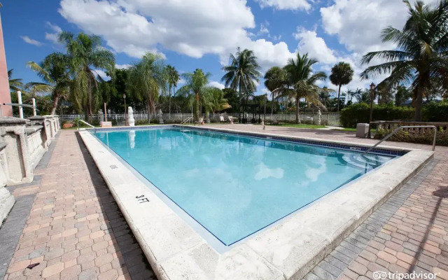Miami Gardens Inn & Suites