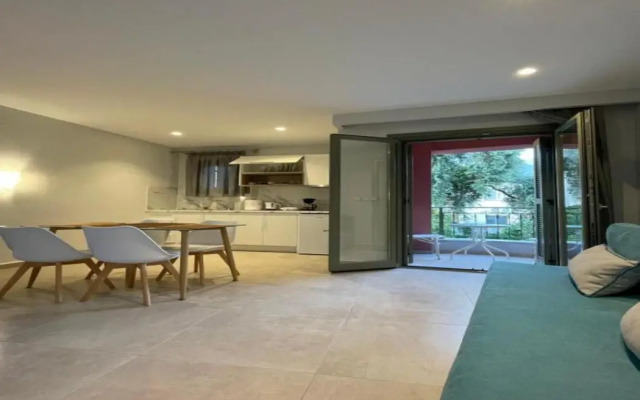 Anax Apartments