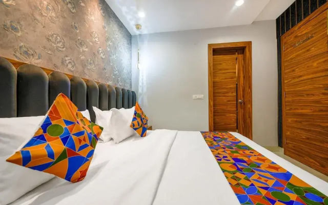 FabHotel Rolt