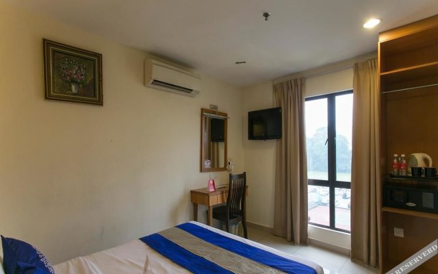 OYO Rooms Brickfields Old Town White Coffee
