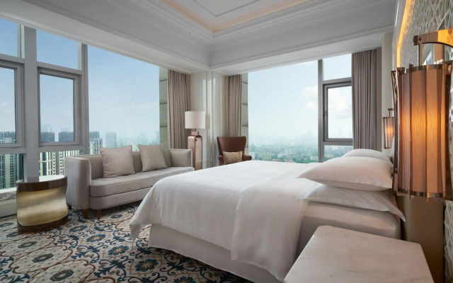 Sheraton Grand Wuhan Hankou Hotel