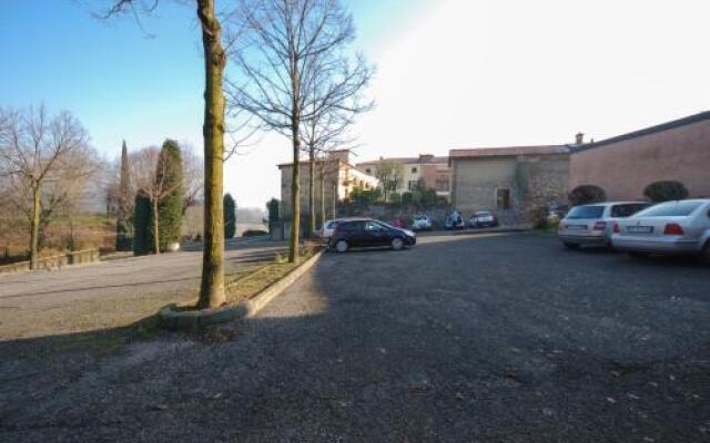 Villa Santa Maria dellArco - Centro Oreb