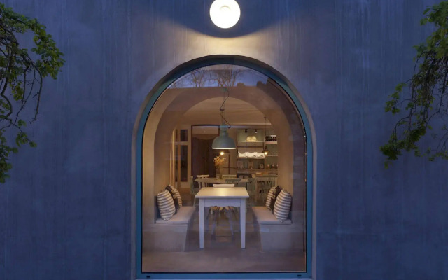 Luz Houses
