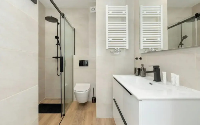 Morska Apartment With Spa by Renters