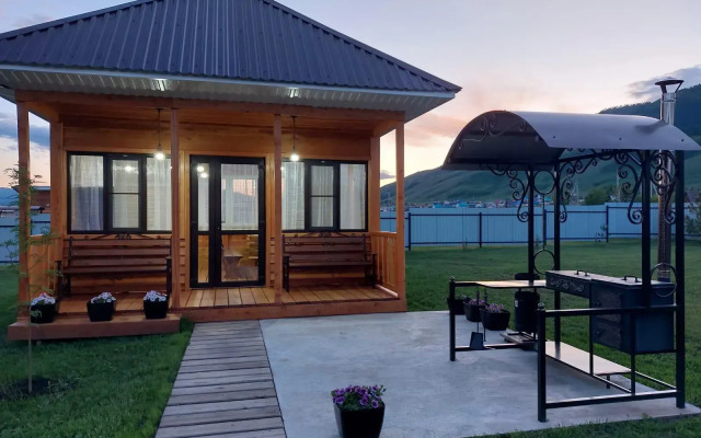 Гостевая усадьба на улице Шукшина 7