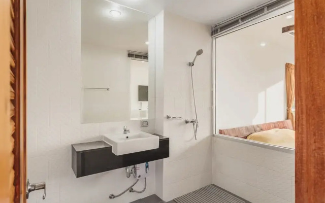 Condo in Karon in Chic Condo - Unit A403