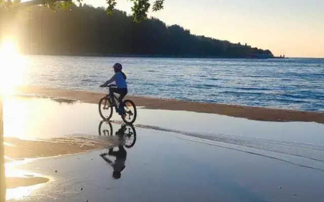 Sea Sun & Me