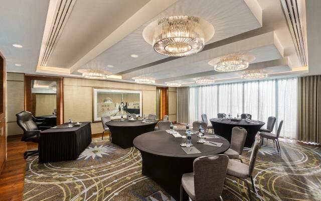 Kempinski Mall Of The Emirates Hotel