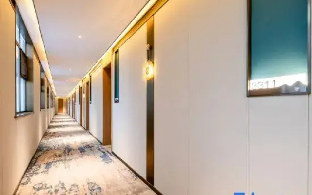 Yinhua Business Hotel