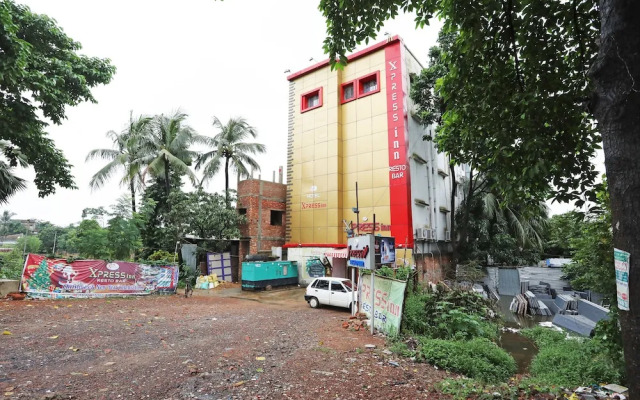 Xpress Inn By OYO Rooms