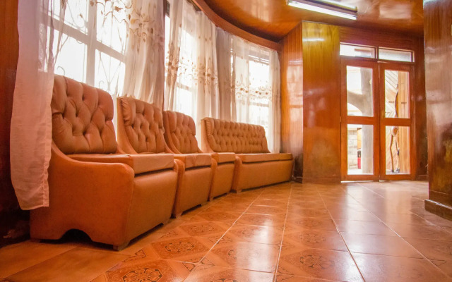 Hotel Genevieve