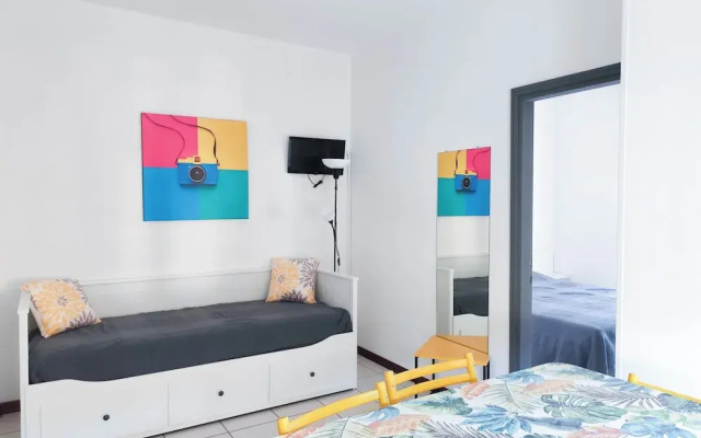 Cozy Flat by the Beach