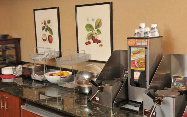 Best Western Plus White Bear Country Inn