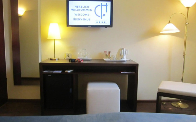 Central Hotel
