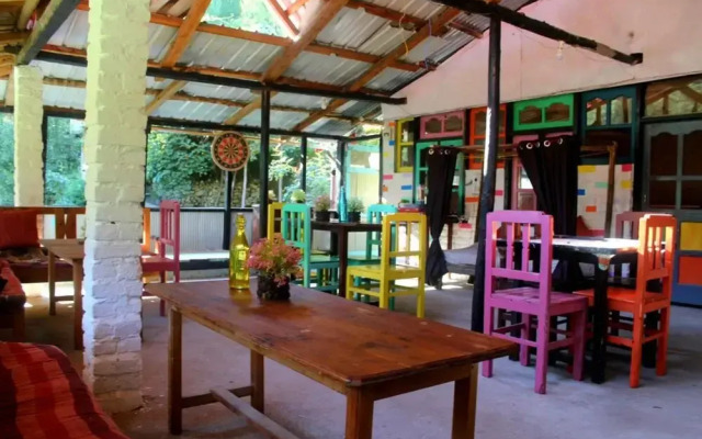 The Hostalgic Jibhi - Hostel