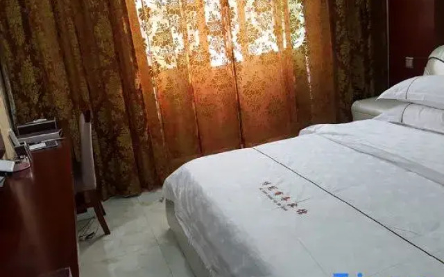 Yiwu boguan business hotel
