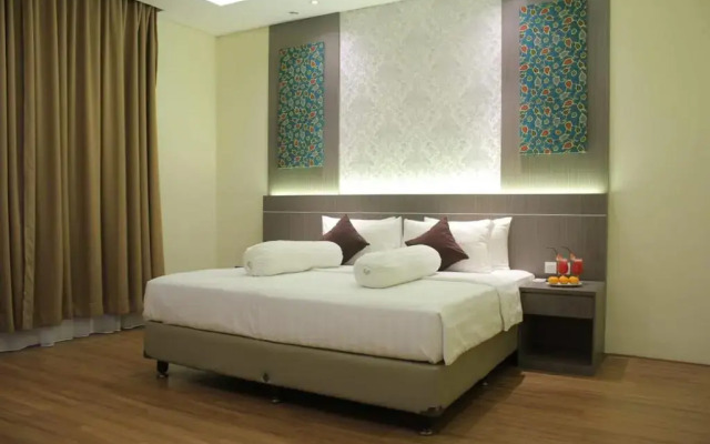 Nevada Ketapang Hotel