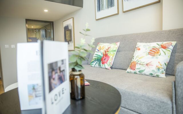 Marina Loft
