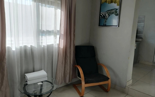 Gugu's Private and Cosy Guest House 2