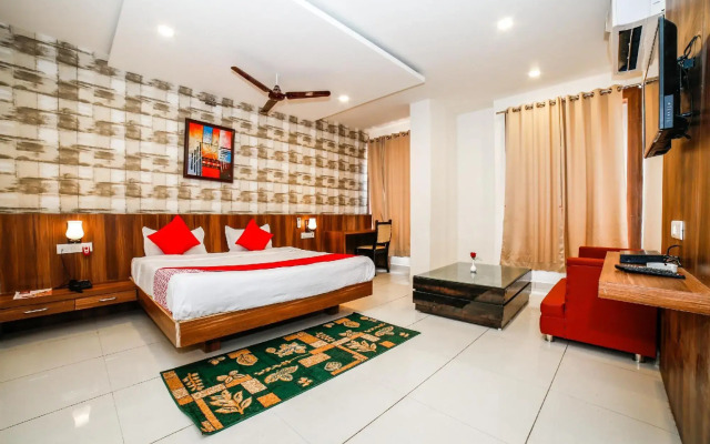 Oyo 35769 Hotel Rishabh