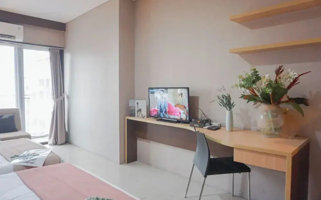 Comfortable Studio At Tamansari Semanggi Apartment