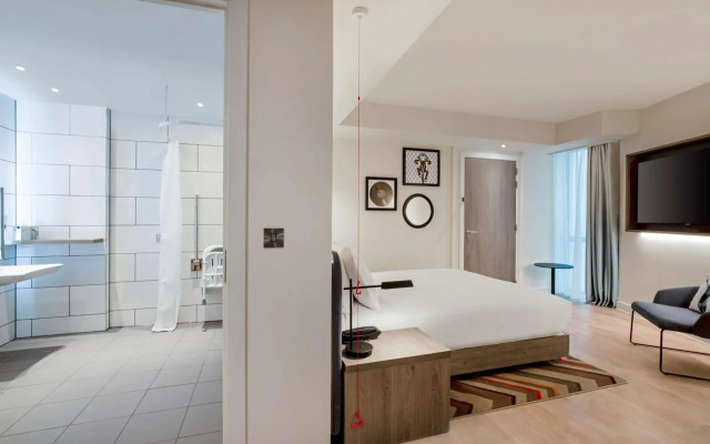 Hampton by Hilton Bath City