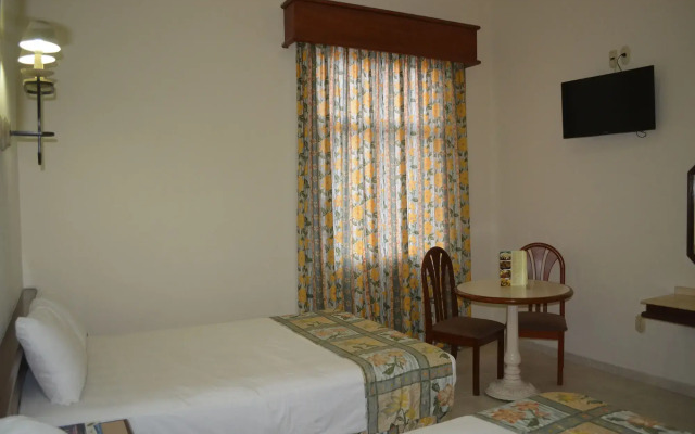 Ruiz Milán Hotel