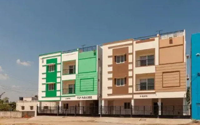 OYO 28658 The Swarg Residence