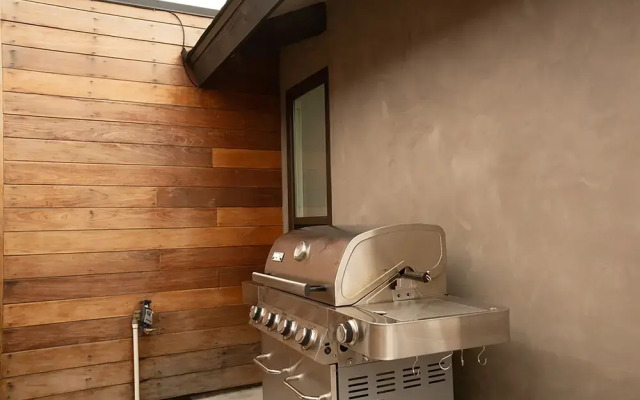 Hamilton I by Avantstay Beach House! Rooftop Deck Newly Renovated Bungalow