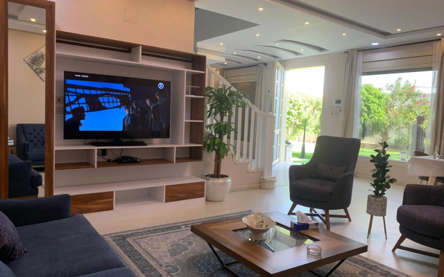 Chalet And Villa Velia