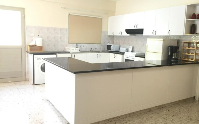 Himonas Apartments