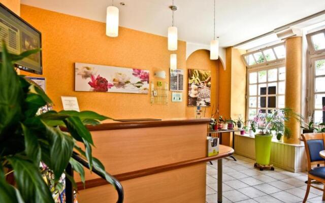 Logis Hotel De France