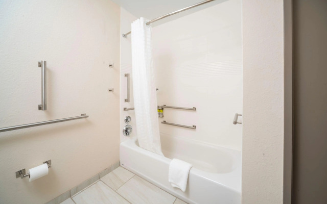 Candlewood Suites Charleston Mt Pleasant by IHG