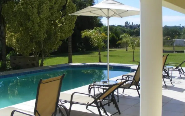 Simmer Down Guest Lodge