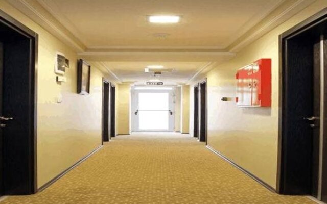Ada Elit Hotel