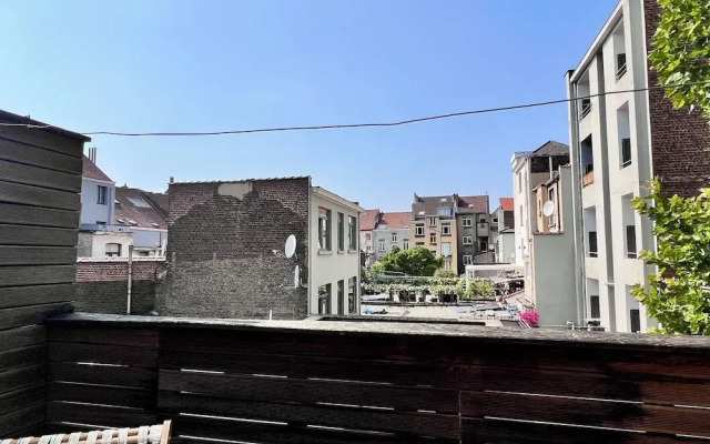 Cozy for 9 Guests Brussels Midi Station