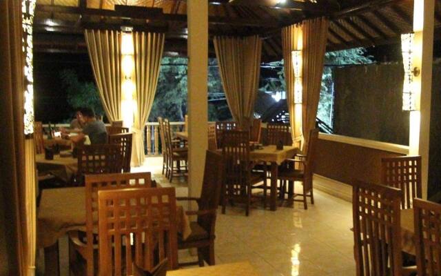 Chonos Hotel Lovina