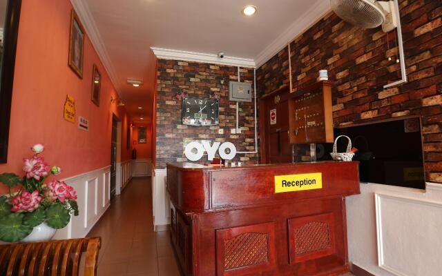 OYO 89498 Sri Seroja Inn Budget Hotel