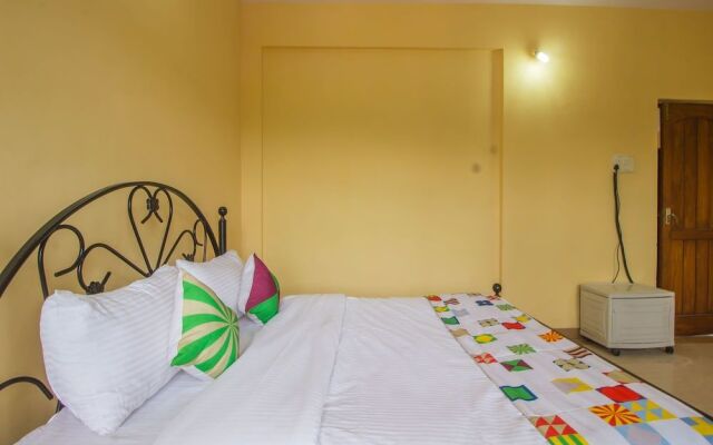 OYO 17131 Home Spacious 2BHK Dona Paula