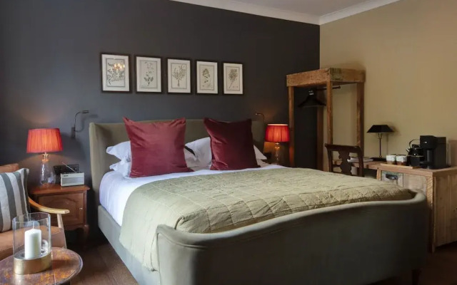 The Leicester Arms Country Inn