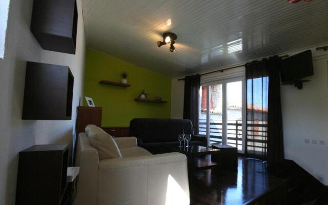 Apartment Elena