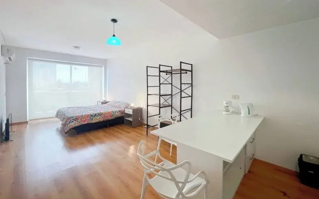 Spacious Studio in San Telmo With Balcony, Gym & Pool