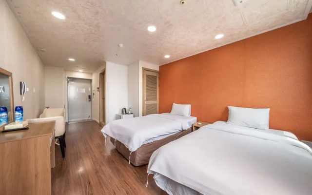 Seogwipo Beach Hotel