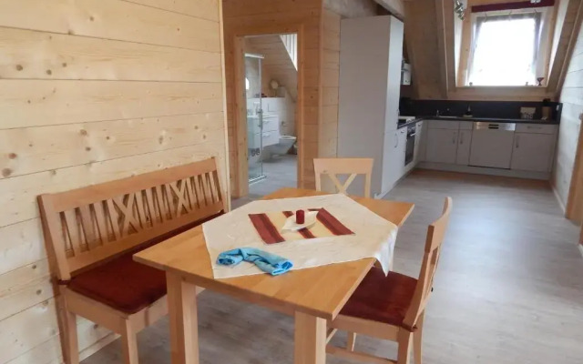 Holzblockhaus Stark
