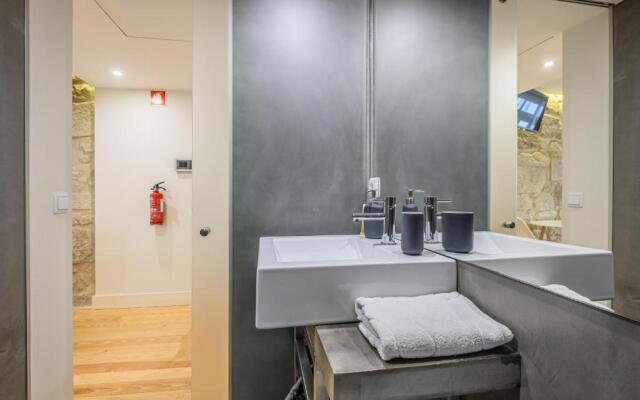 PWHC Miragaia Apartments