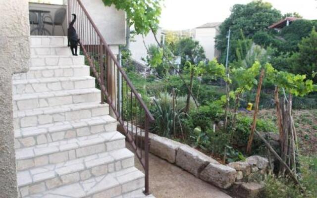 Holiday Home Loznati