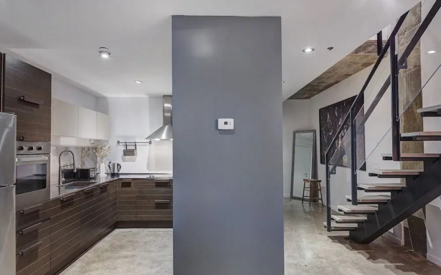 Stylish 2 Bdr Lofts - Financial District