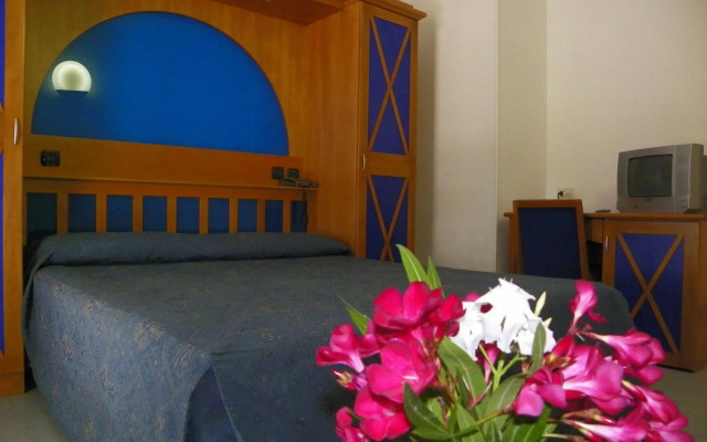 Estella Club & Beauty